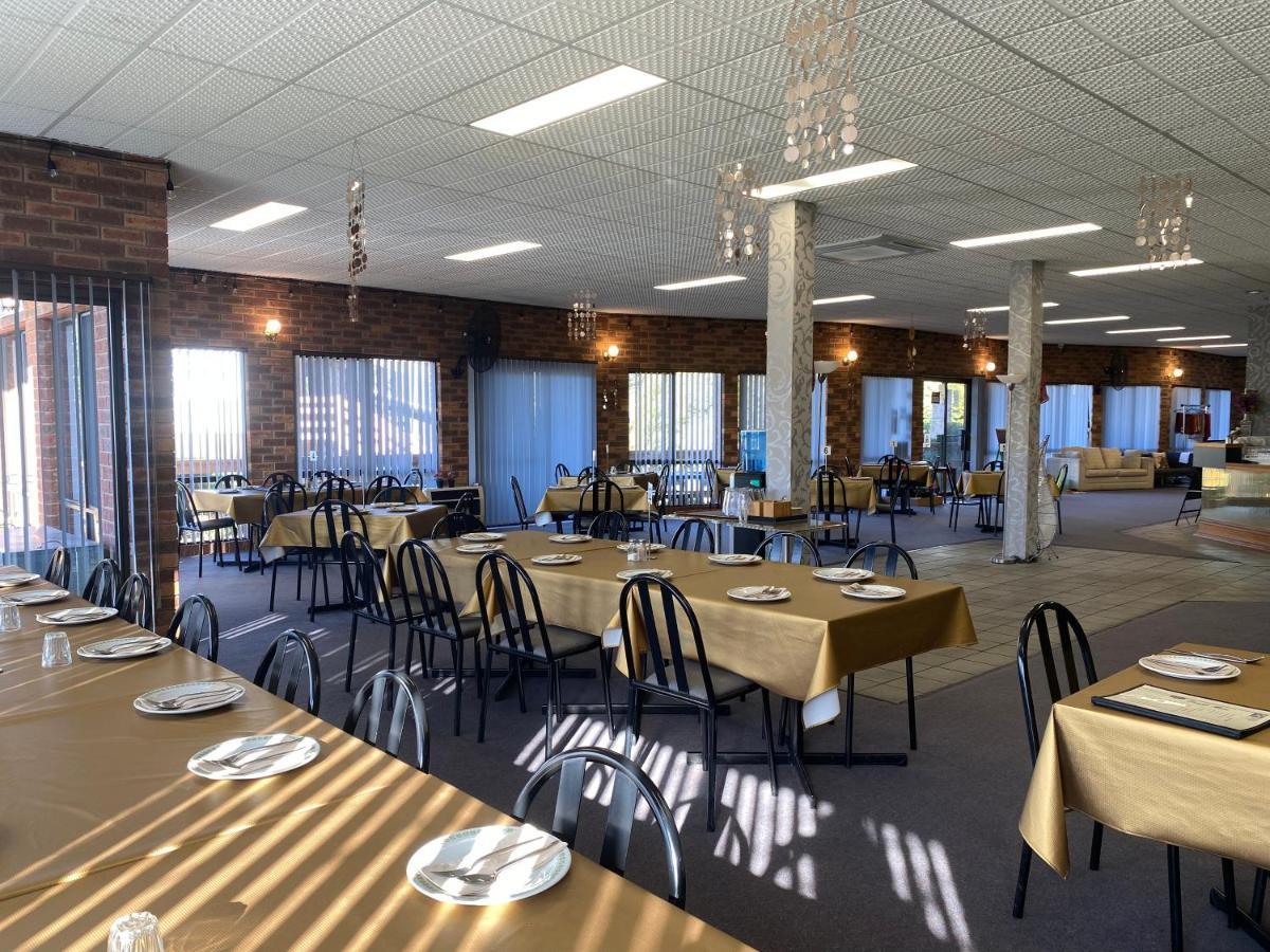 Mountain Creek Motel Bar & Restaurant Mount Beauty Exteriér fotografie
