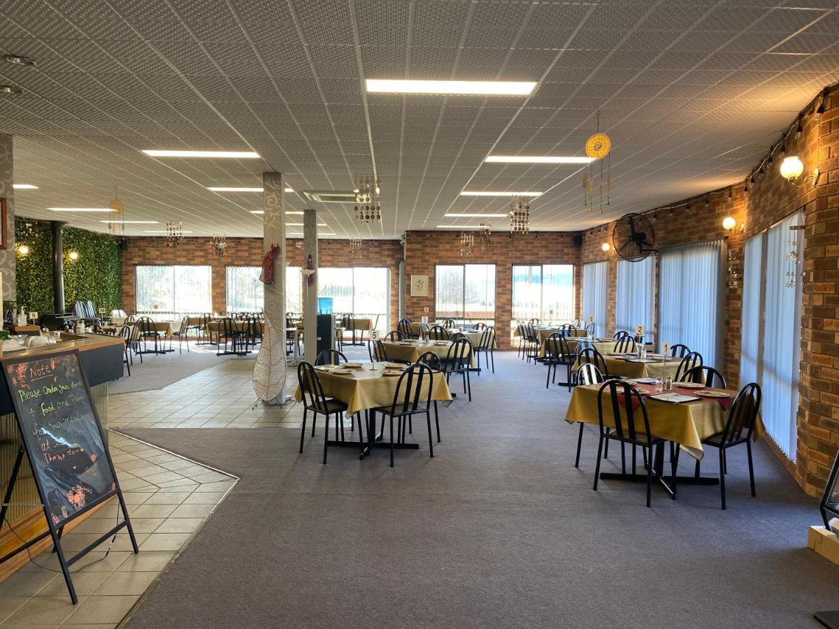 Mountain Creek Motel Bar & Restaurant Mount Beauty Exteriér fotografie