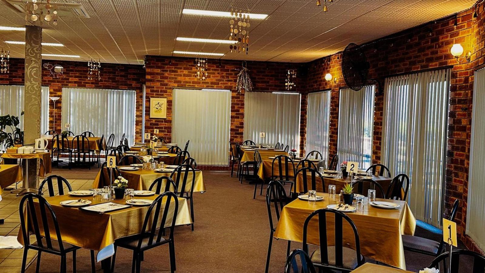Mountain Creek Motel Bar & Restaurant Mount Beauty Exteriér fotografie
